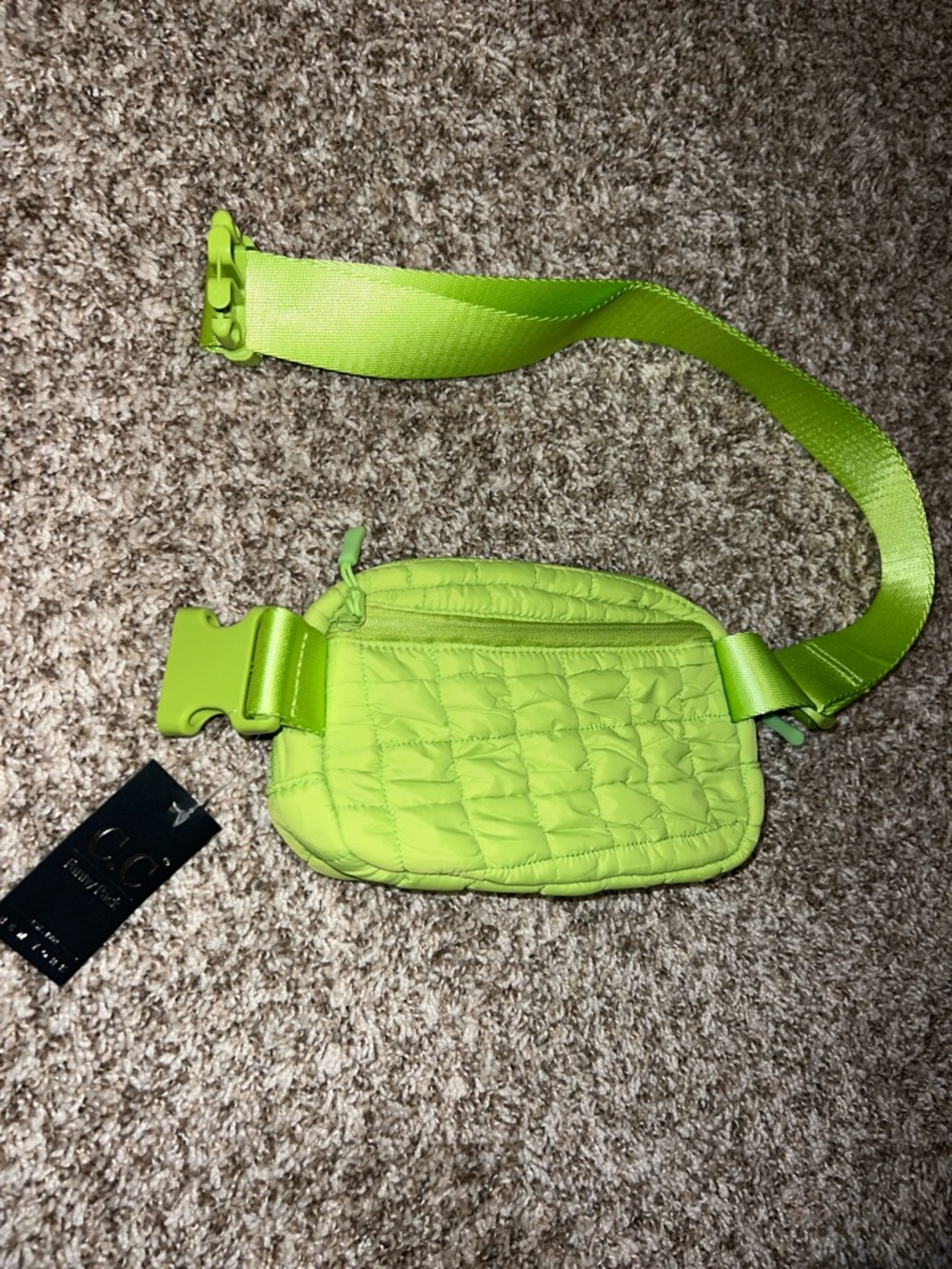 NWT! C.C Lime Green Quilted Mini Crossbody/Belt Puffer Bag - Picture 4 of 11